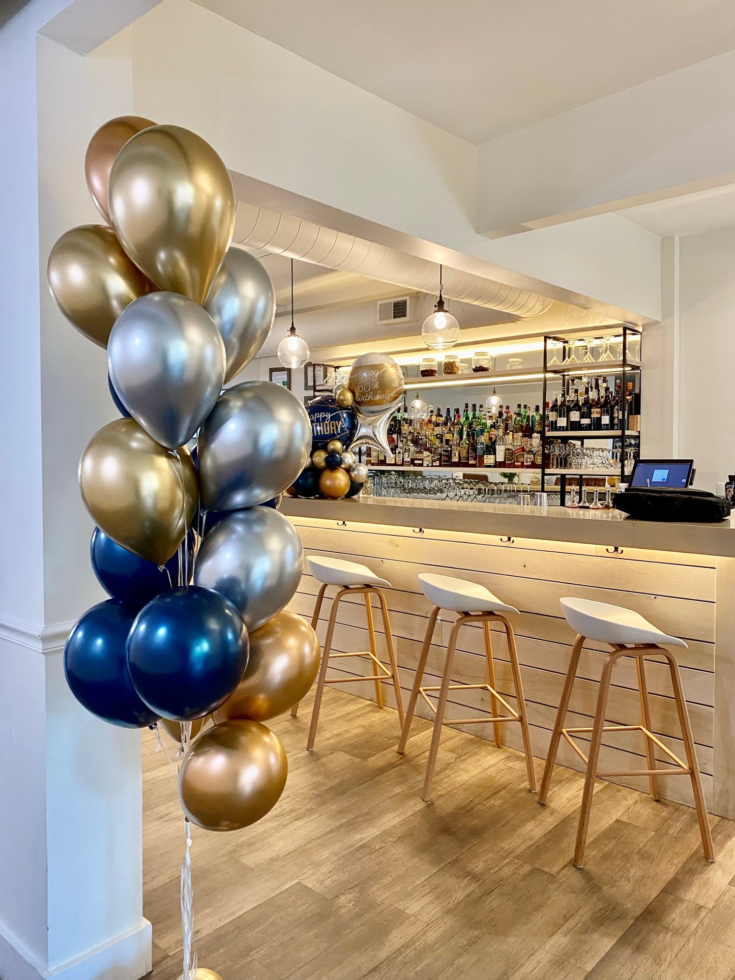 Grab-n-Go Birthday Bundle with Jumbo Foil Number