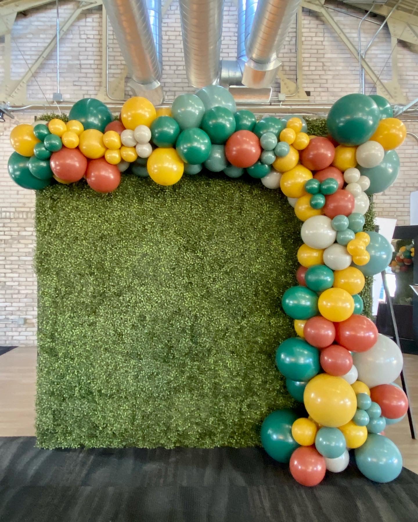 Grab-n-Go Balloon Garland / Arch