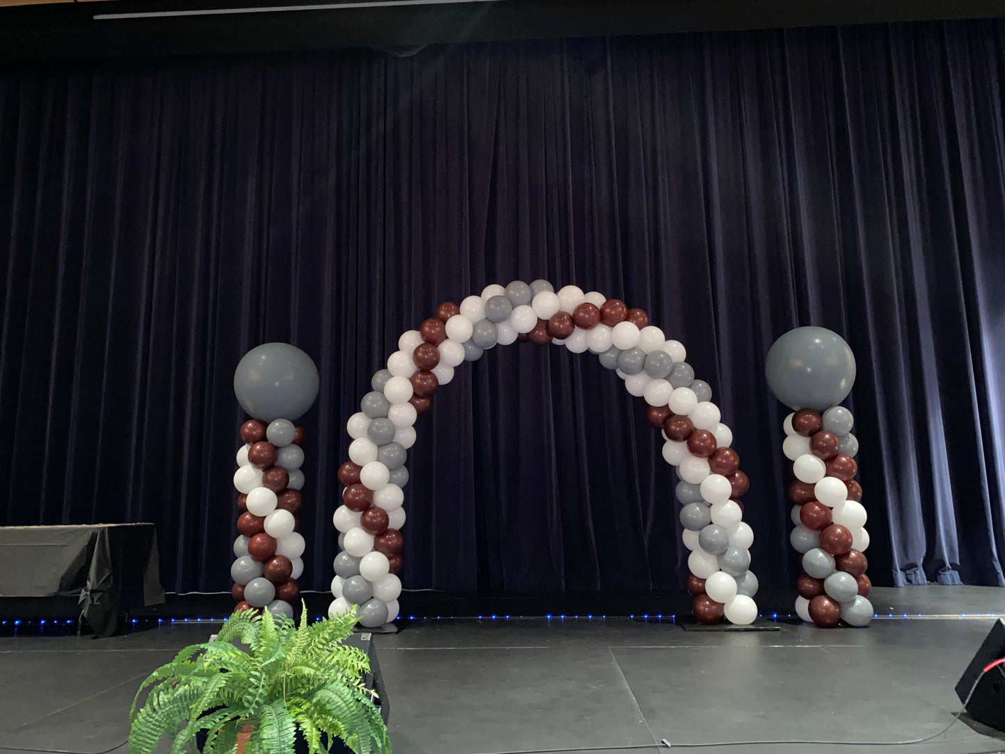 Early Bird Graduation Arch + Column Deal!